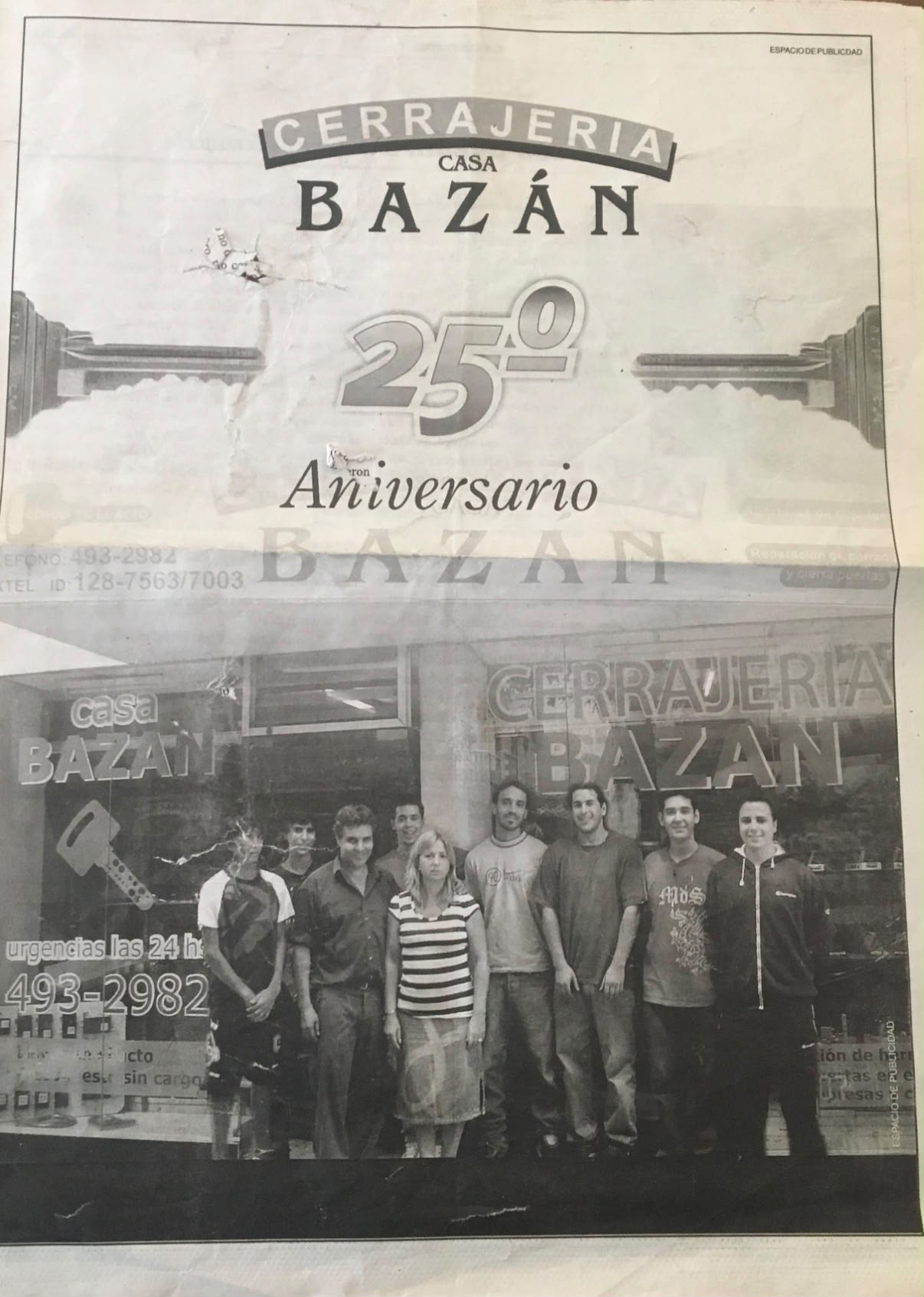 Portada del suplemento Cerrajería Bazán 25.º aniversario publicado por La Capital en agosto de 2007